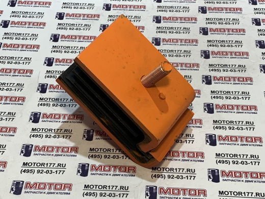 Подушка двигателя передняя