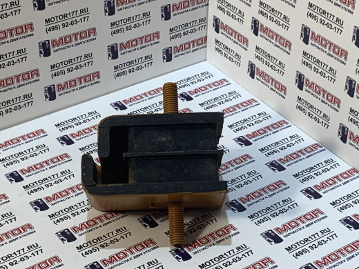 Подушка двигателя